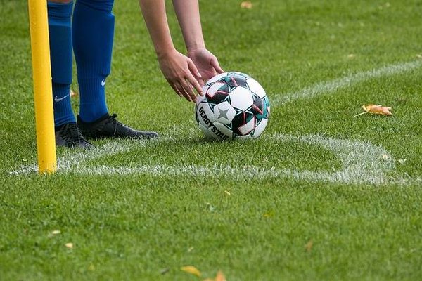 Comment améliorer ses performances et sa technique au football ?